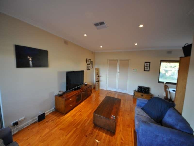 9 Beachway Ave, Semaphore Park SA 5019