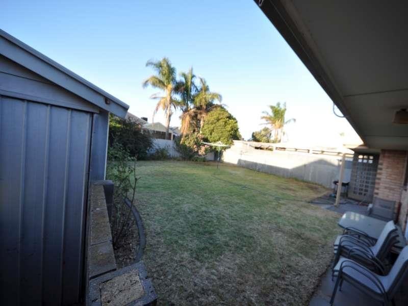 9 Beachway Ave, Semaphore Park SA 5019