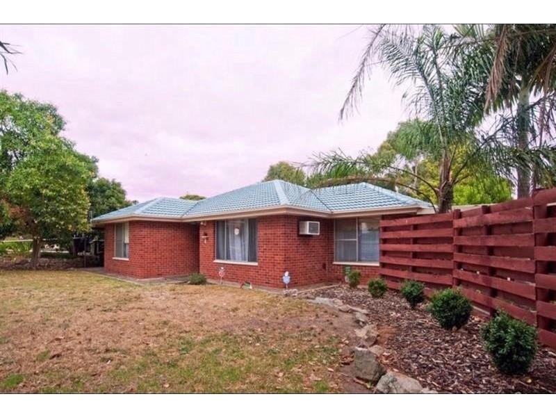 10 Kerrison Ave, Ridgehaven SA 5097