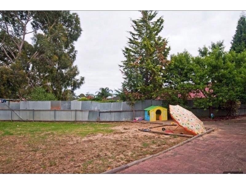 10 Kerrison Ave, Ridgehaven SA 5097