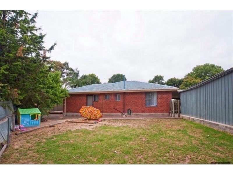 10 Kerrison Ave, Ridgehaven SA 5097