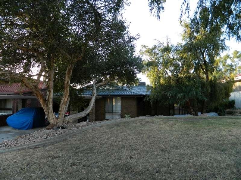 16 Hilltop Bvd, Hillbank SA 5112