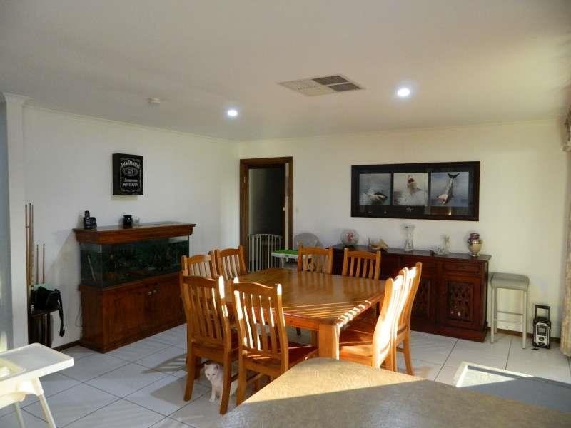 16 Hilltop Bvd, Hillbank SA 5112