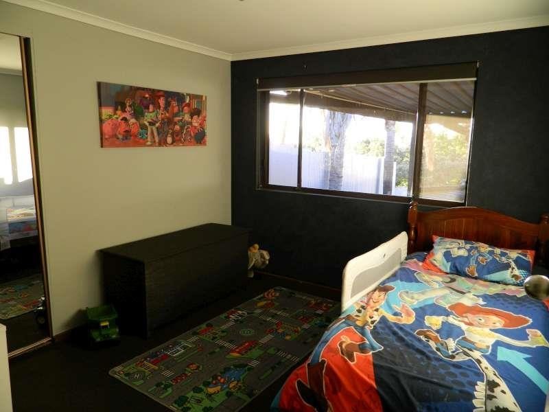 16 Hilltop Bvd, Hillbank SA 5112