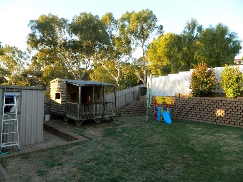 16 Hilltop Bvd, Hillbank SA 5112