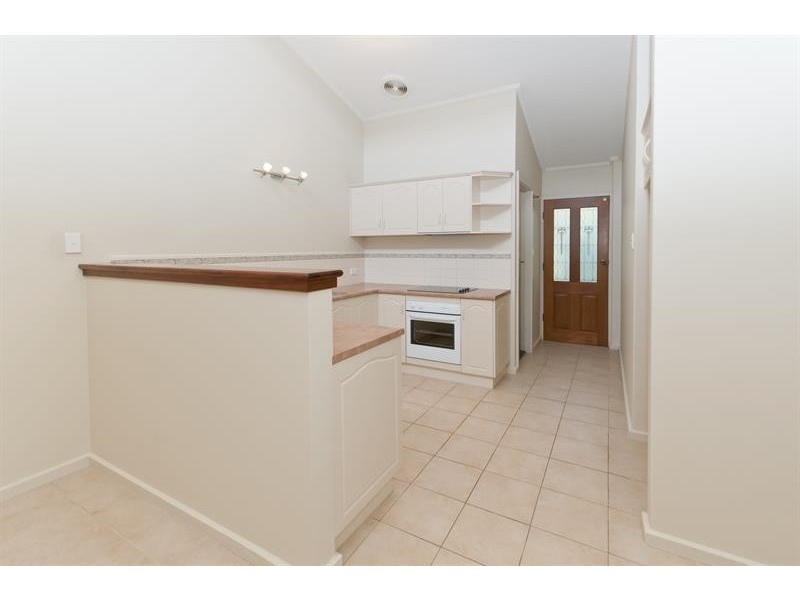 2/23 Collingrove Ave, Broadview SA 5083