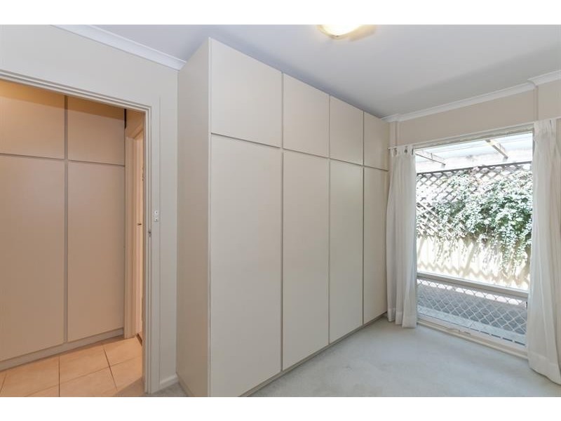 2/23 Collingrove Ave, Broadview SA 5083