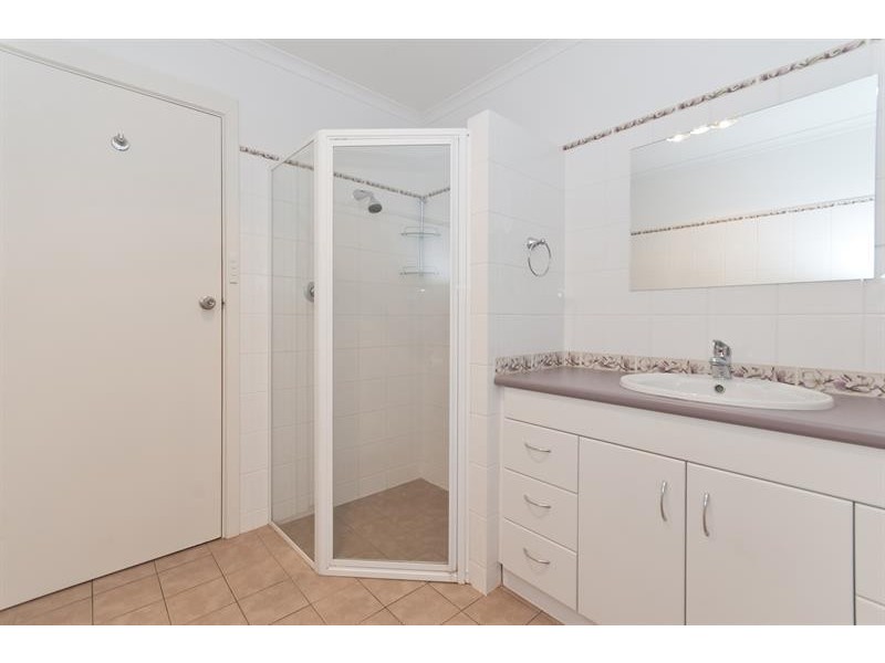 2/23 Collingrove Ave, Broadview SA 5083