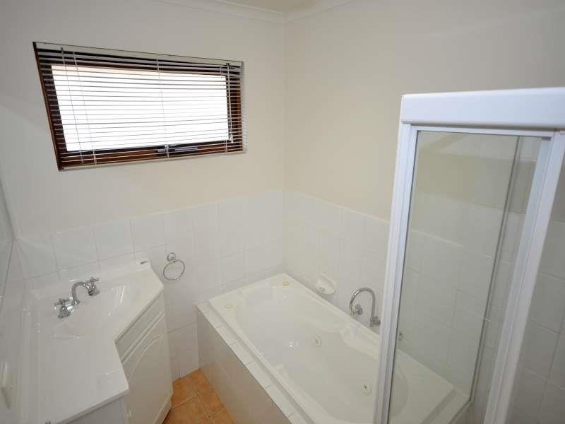 23 Fraser Ave, St Agnes SA 5097