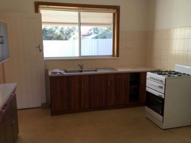 10 Bristol Avenue, Enfield SA 5085