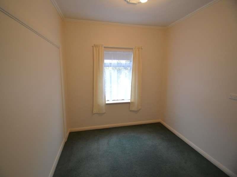 10 Munro Ave, Sefton Park SA 5083