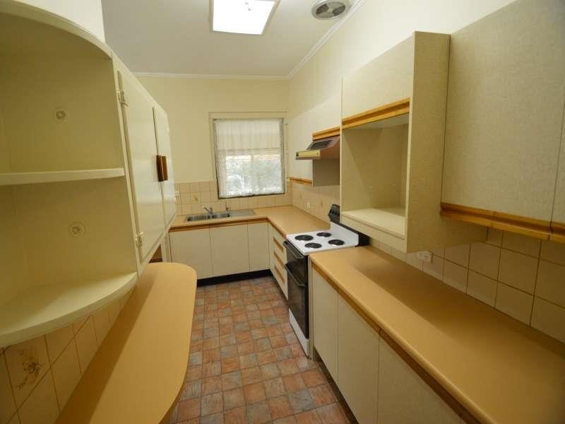 10 Munro Ave, Sefton Park SA 5083