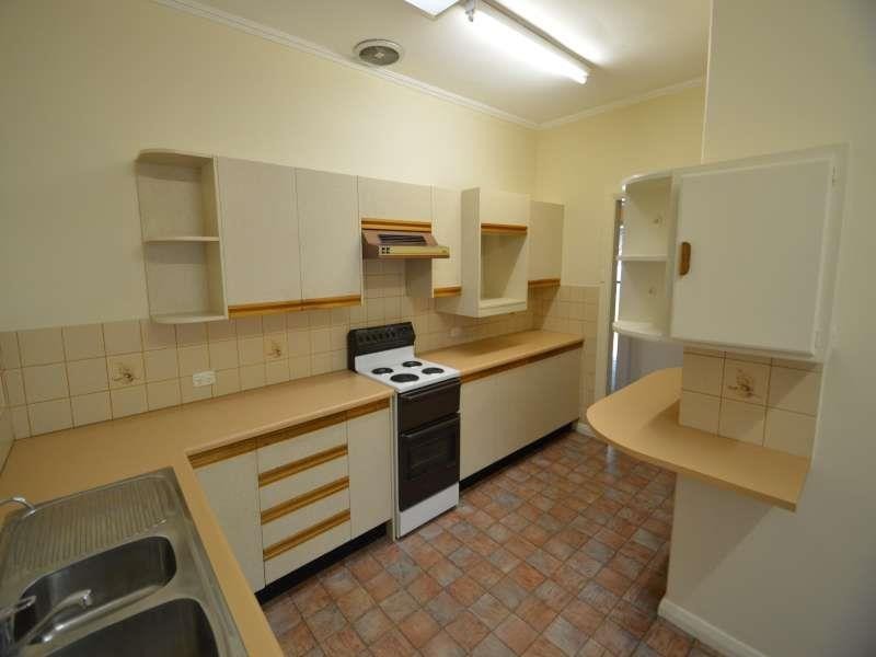 10 Munro Ave, Sefton Park SA 5083