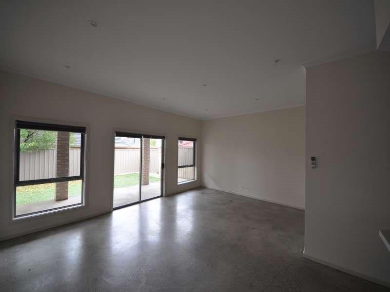 10 Austral Ave, Clearview SA 5085