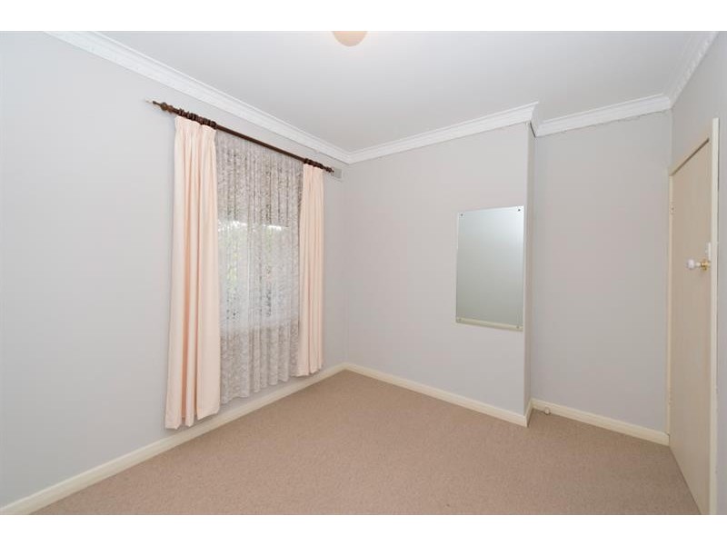 8 Jaffrey St, Blair Athol SA 5084