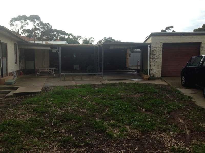 27 Walton Ave, Clearview SA 5085