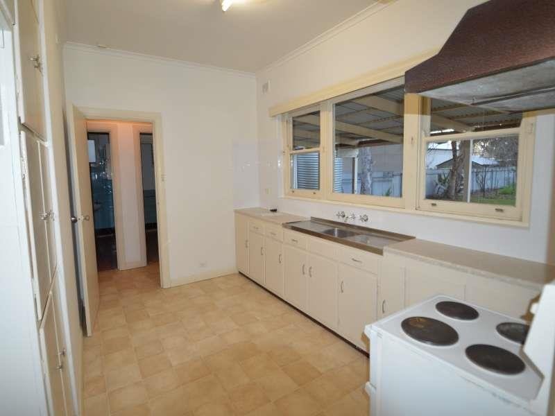 14 Flora Tce, Prospect SA 5082