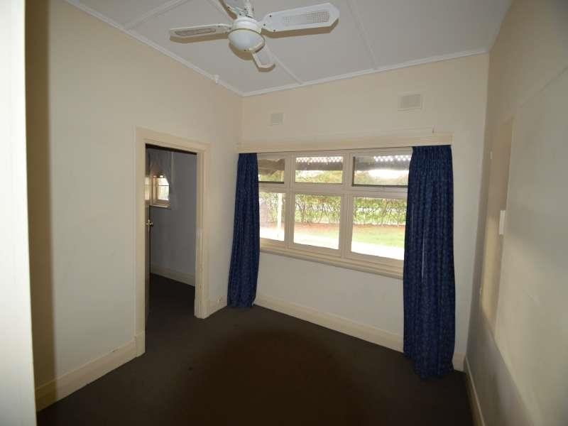 1 Jellicoe St, Broadview SA 5083