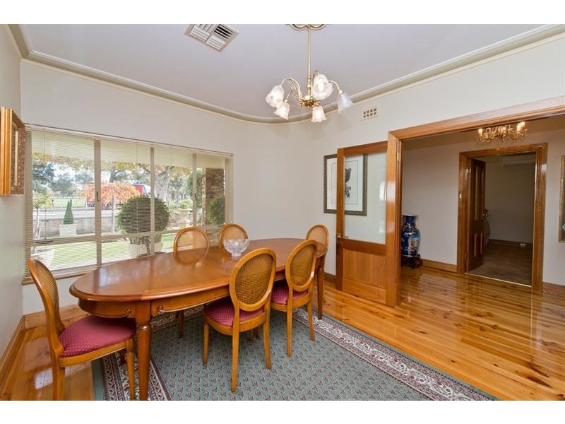 107 Churchill Rd, Prospect SA 5082