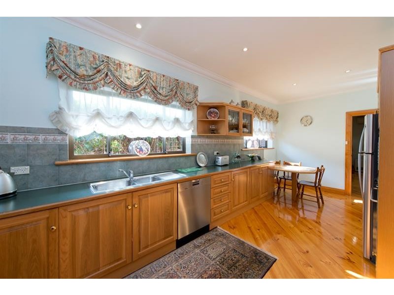 107 Churchill Rd, Prospect SA 5082