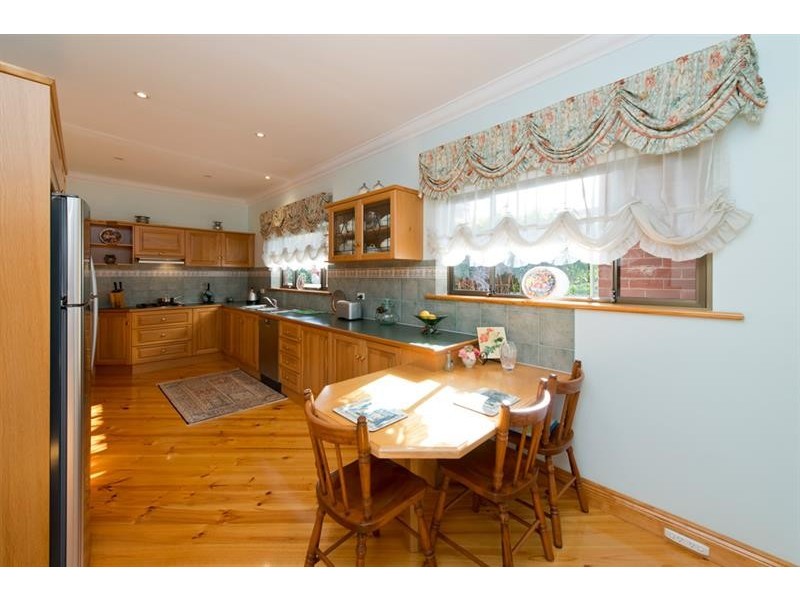 107 Churchill Rd, Prospect SA 5082