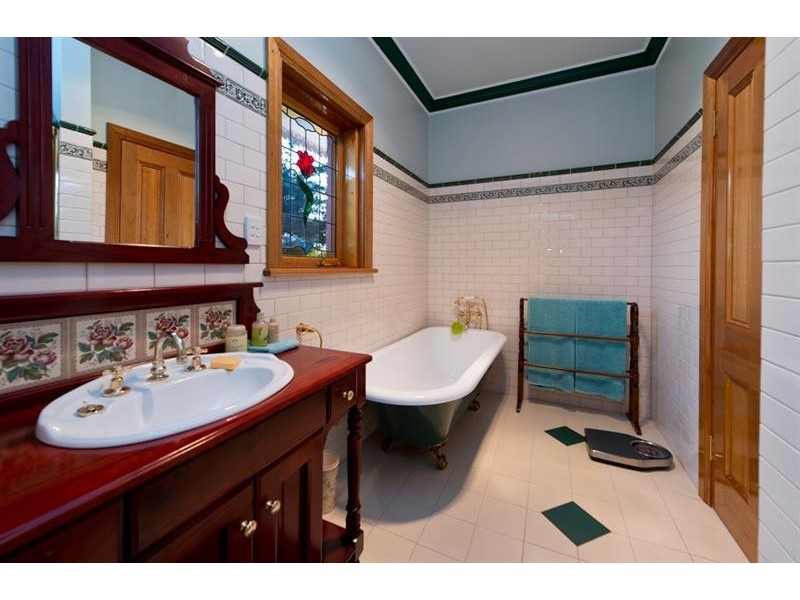 107 Churchill Rd, Prospect SA 5082