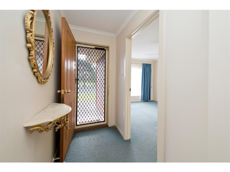 57 Douglas Rd, Salisbury East SA 5109