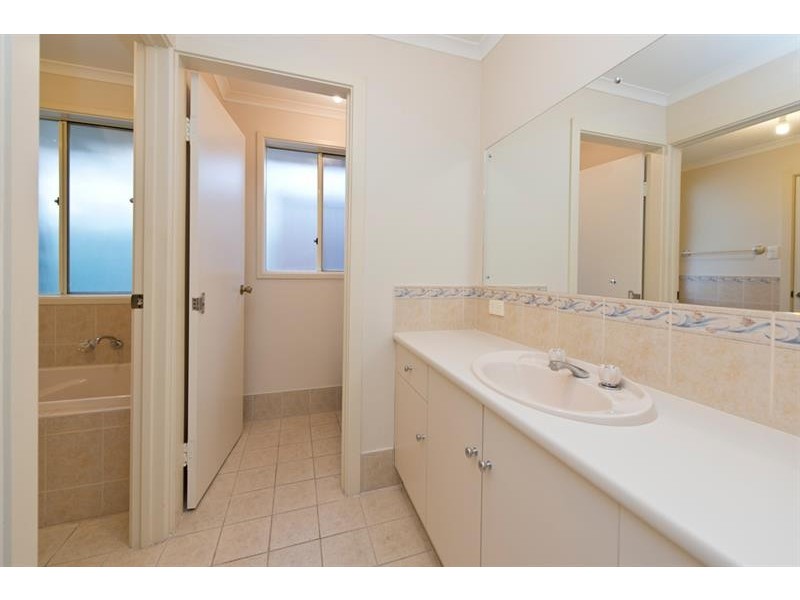 57 Douglas Rd, Salisbury East SA 5109
