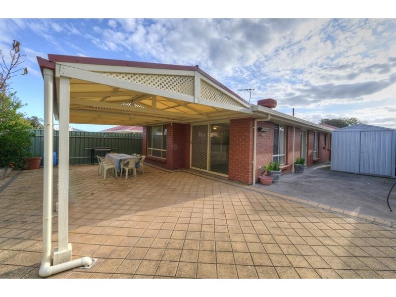 57 Douglas Rd, Salisbury East SA 5109