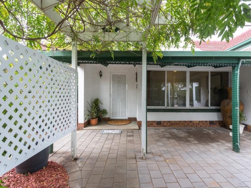 5 Somerset Ave, Clearview SA 5085