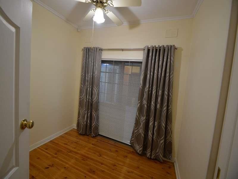 5 Somerset Ave, Clearview SA 5085