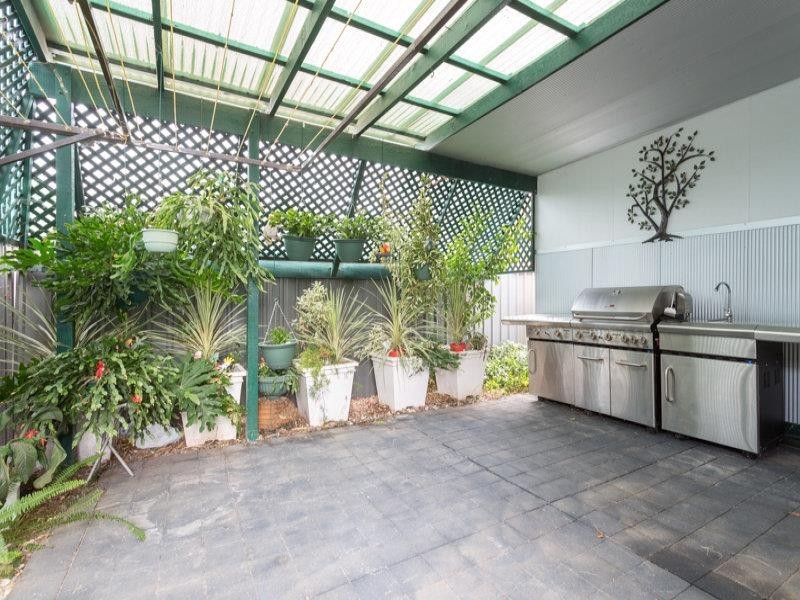 5 Somerset Ave, Clearview SA 5085