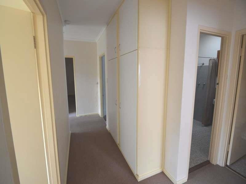 116 Nelson Rd, Valley View SA 5093