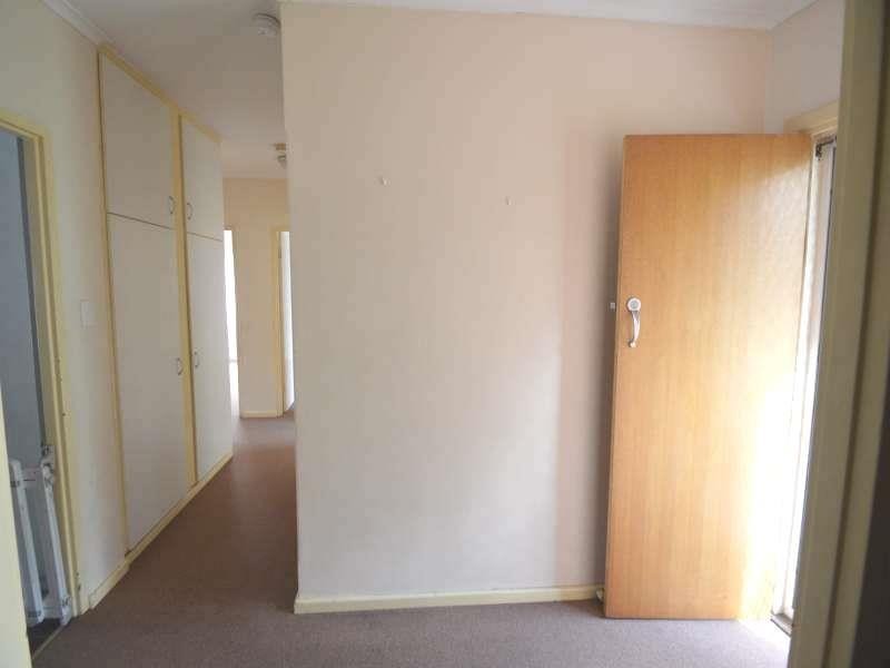 116 Nelson Rd, Valley View SA 5093
