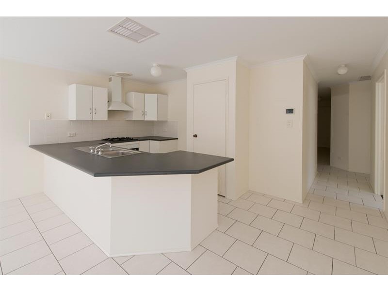 2B Dunmore St, Blair Athol SA 5084