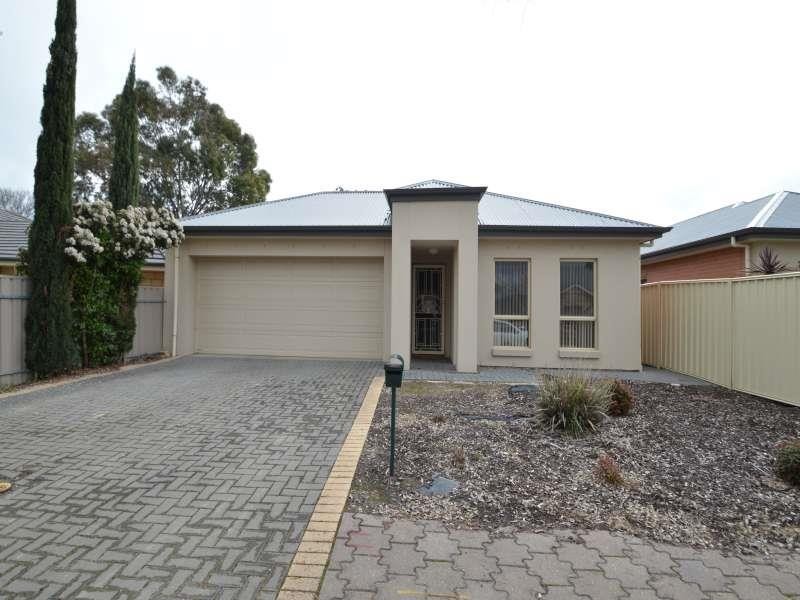 38 Ramsay St, Hillcrest SA 5086