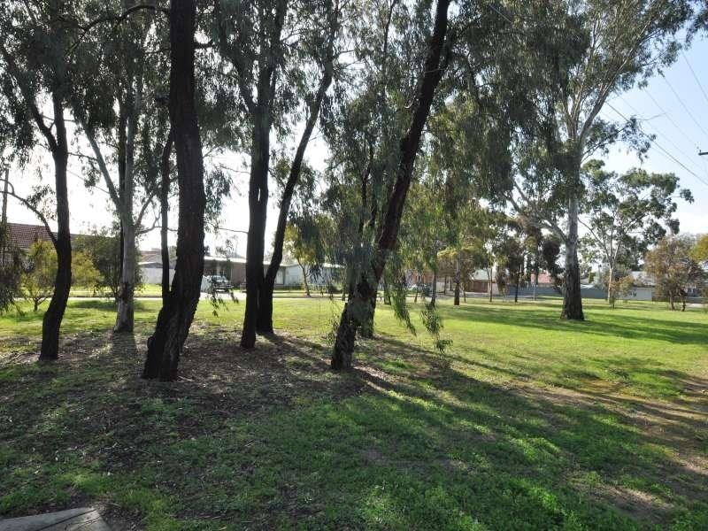 27A Whysall Road, Greenacres SA 5086