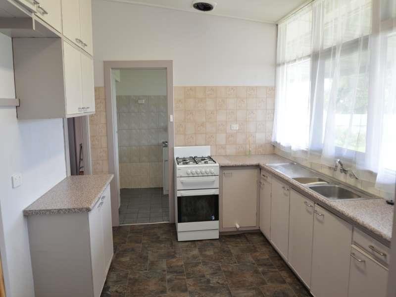 4 Tolmer  Rd, Elizabeth Park SA 5113