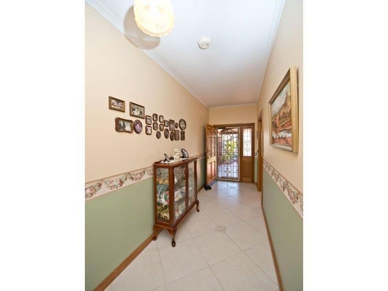 1A Marian Pl, Prospect SA 5082