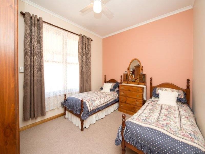 1A Marian Pl, Prospect SA 5082