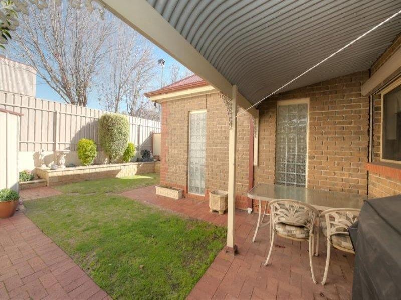 1A Marian Pl, Prospect SA 5082
