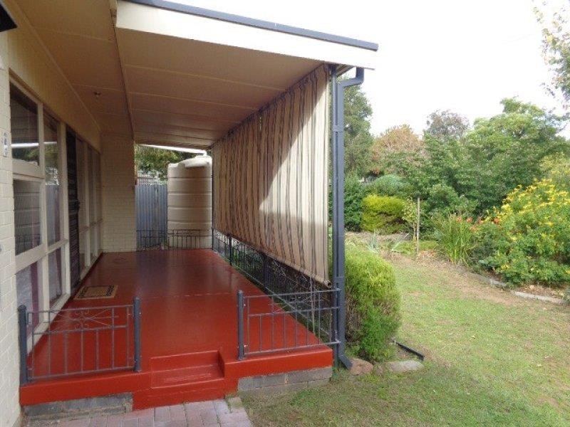 6 Gould St, Para Hills SA 5096