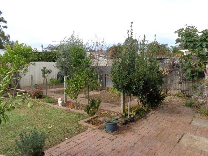 6 Gould St, Para Hills SA 5096