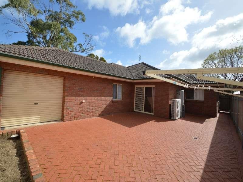 1 Derwent Avenue, Rostrevor SA 5073