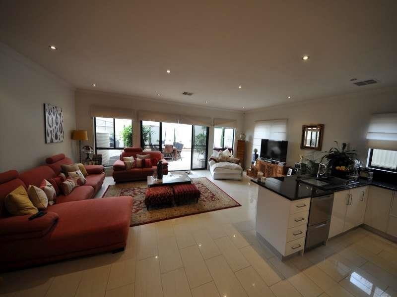 9 Clifford St, Prospect SA 5082