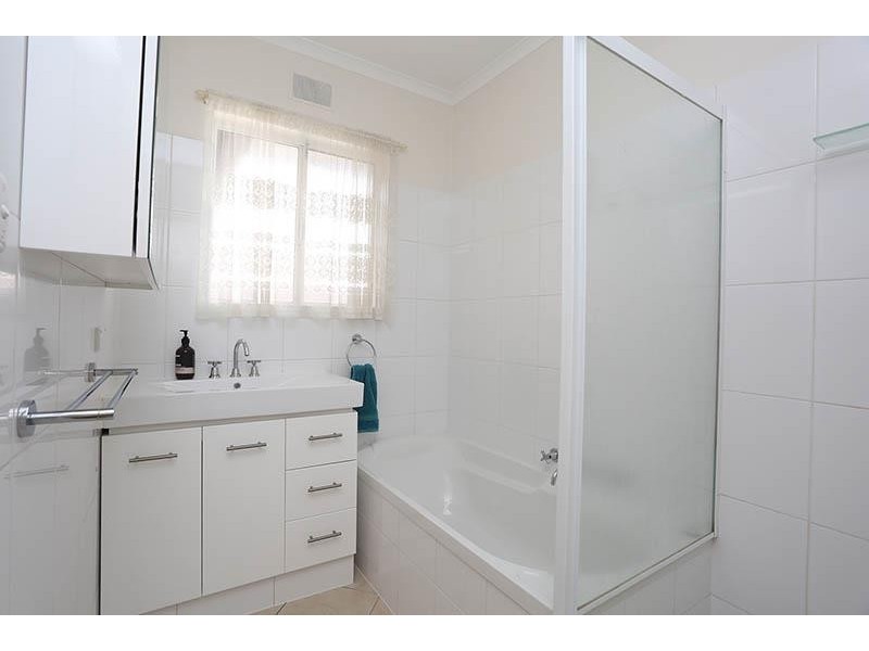 2/11 Guilford Avenue, Prospect SA 5082