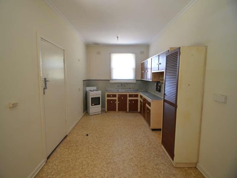 14 Winklebury  Road, Elizabeth Vale SA 5112