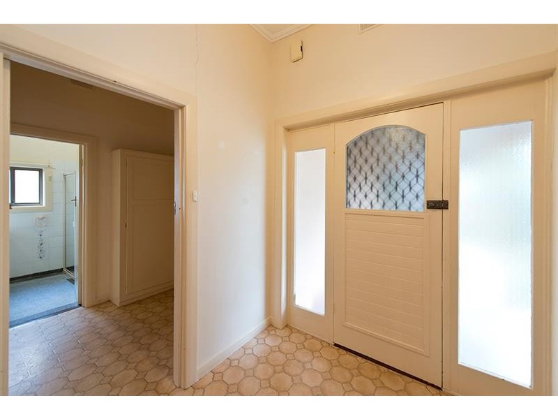 60 Barnes Ave, Magill SA 5072