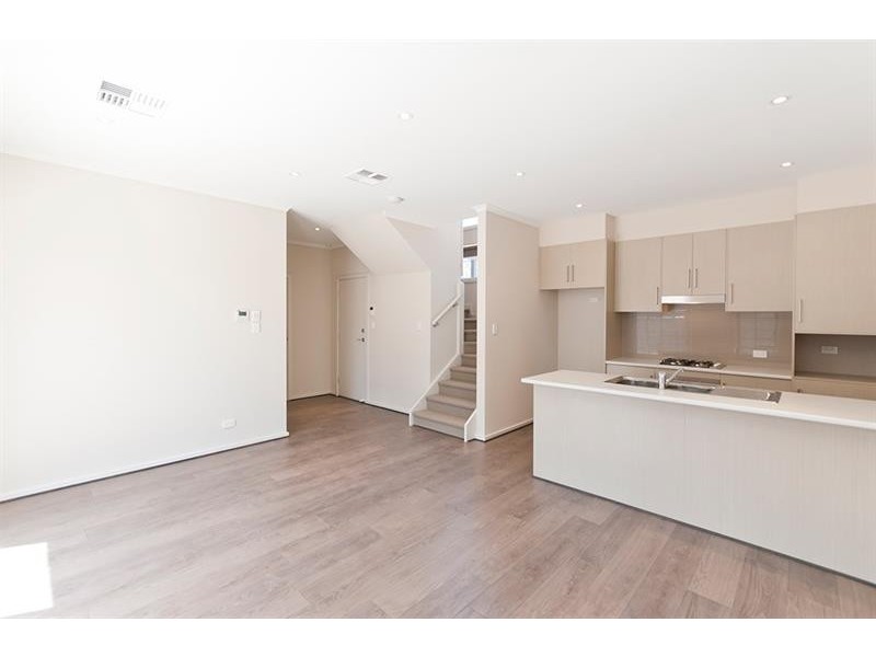 9/107 Hunter  Cres, Salisbury North SA 5108