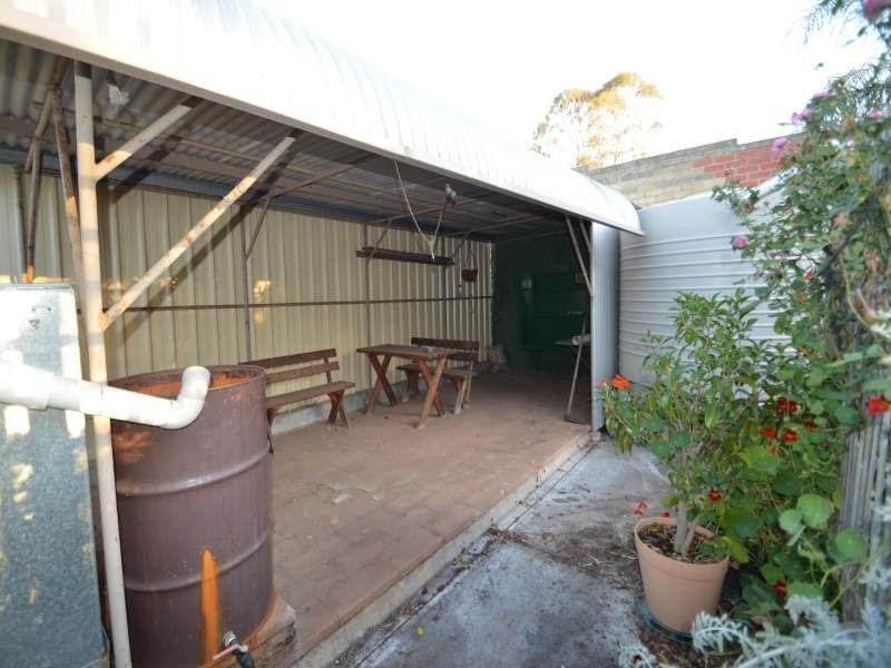8 Jaffrey  St, Blair Athol SA 5084